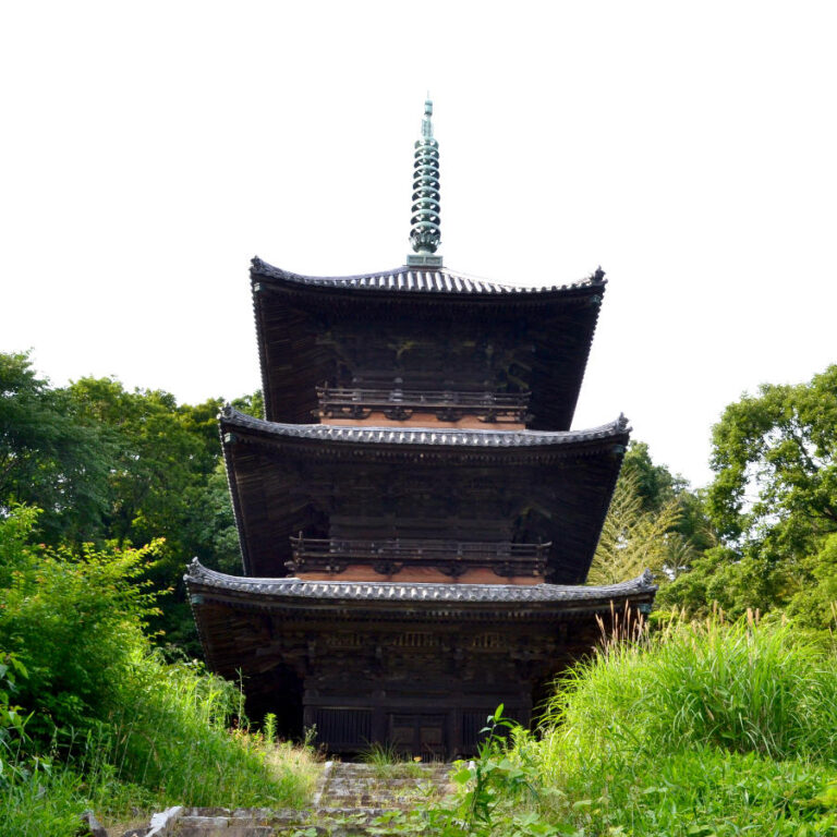 金山寺三重塔